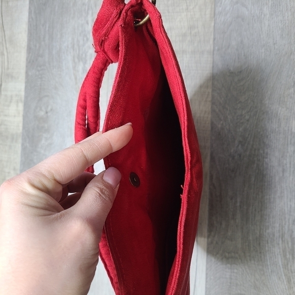 VINTAGE Escada Red Velvet Bronze Logo Sweetheart Knotted Strap Handbag - Picture 6 of 11